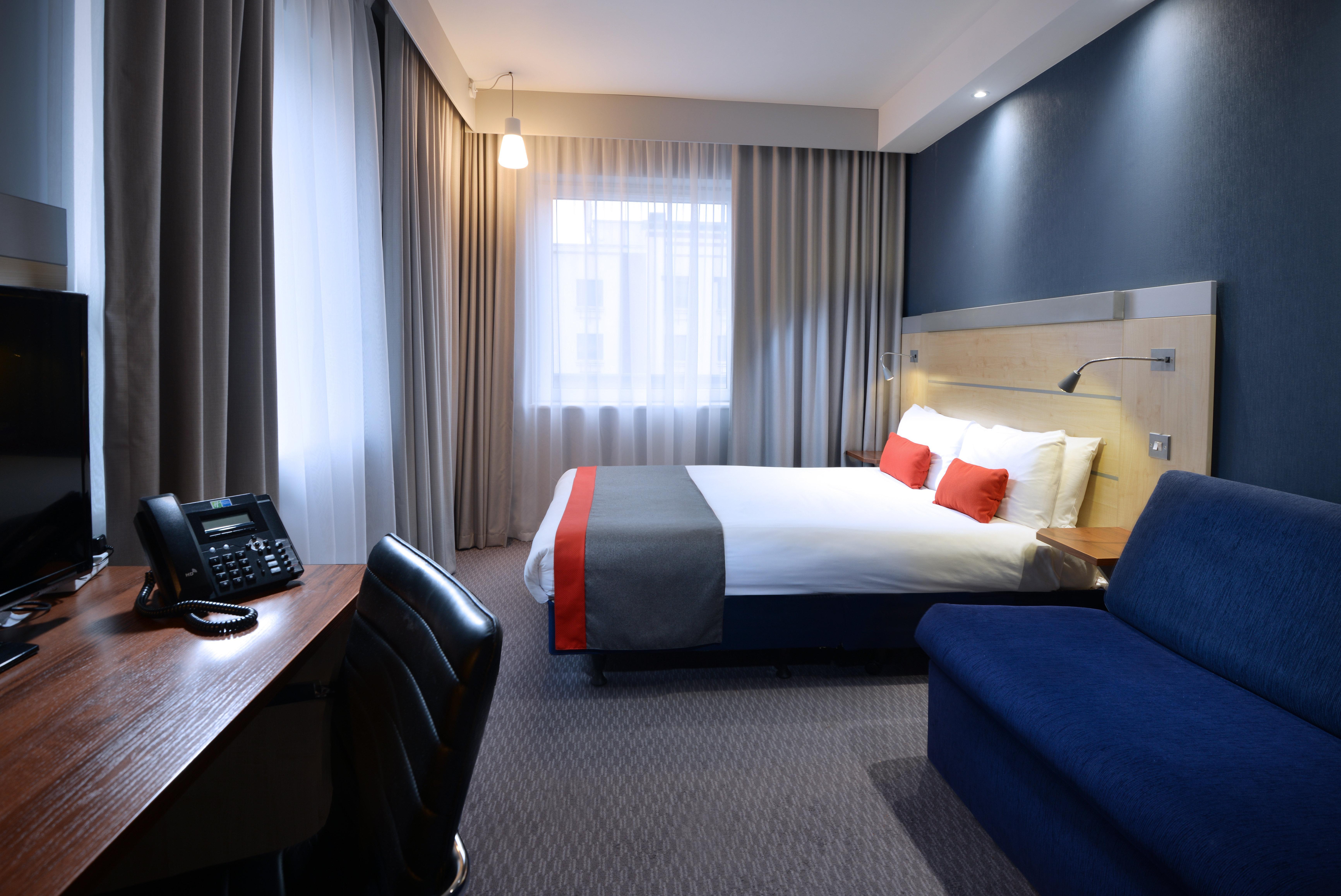 Express Dublin-airport By Ihg 3*